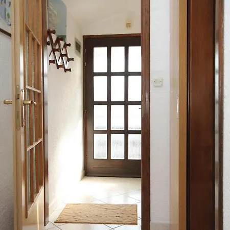 With Parking Space - 2285 波雷奇