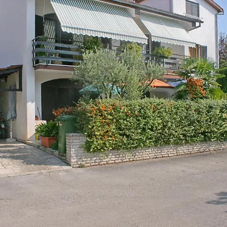 With A Parking Space - 2285 Apartment Poreč