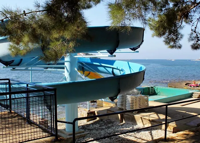 Apartman With Parking Space - 2285