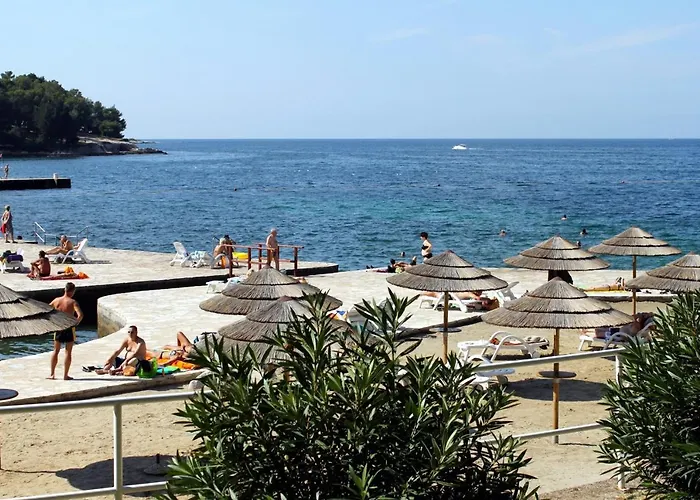 With Parking Space - 2285 Poreč